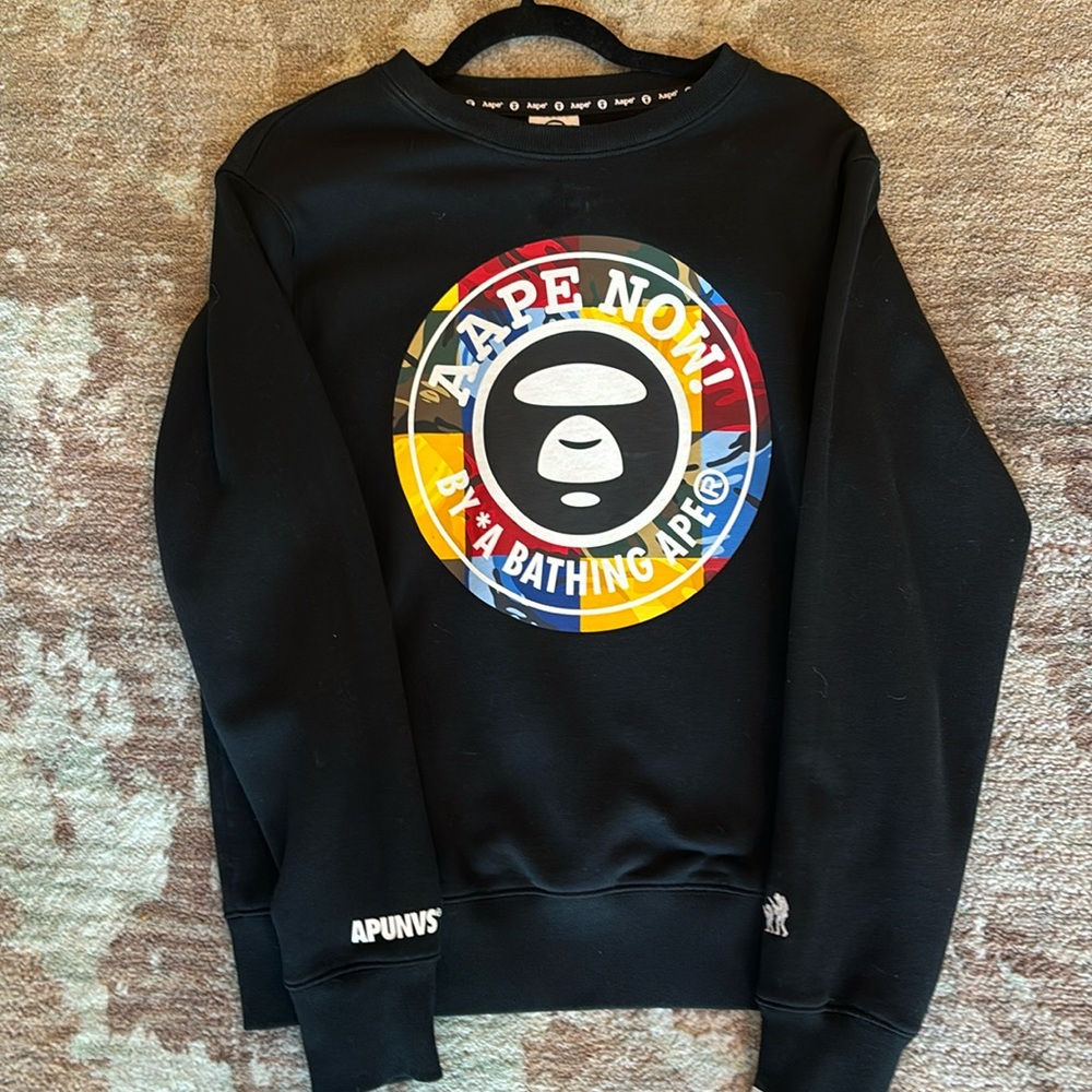 Medium Bathing Ape BAPE Sweatshirt.